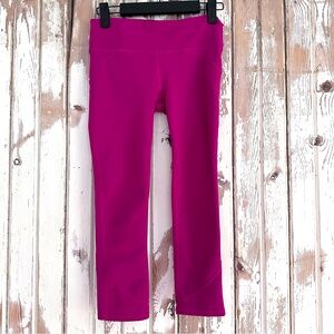 🩷🩷🩷 Fabletics Leggings, Fuscia Pink, Size XXS